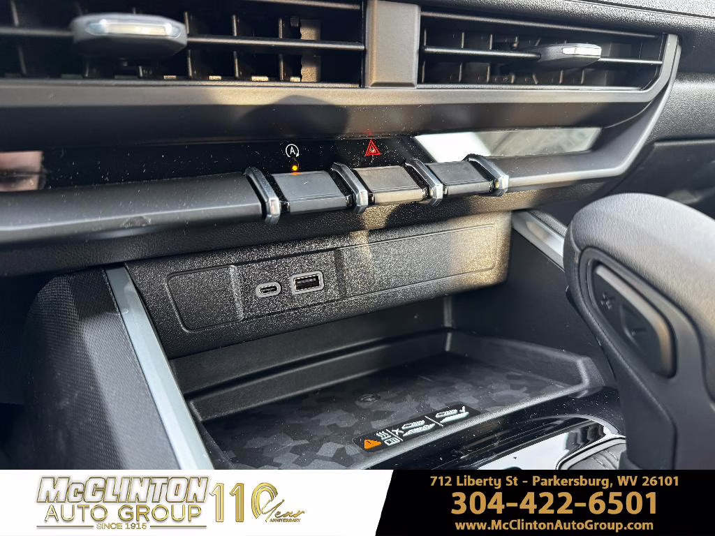 2026 White Sands Chevrolet Colorado 4WD Trail Boss 4X4 Truck