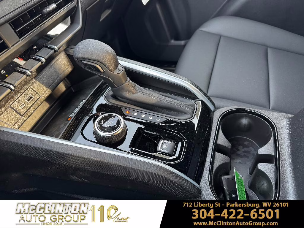2026 White Sands Chevrolet Colorado 4WD Trail Boss 4X4 Truck