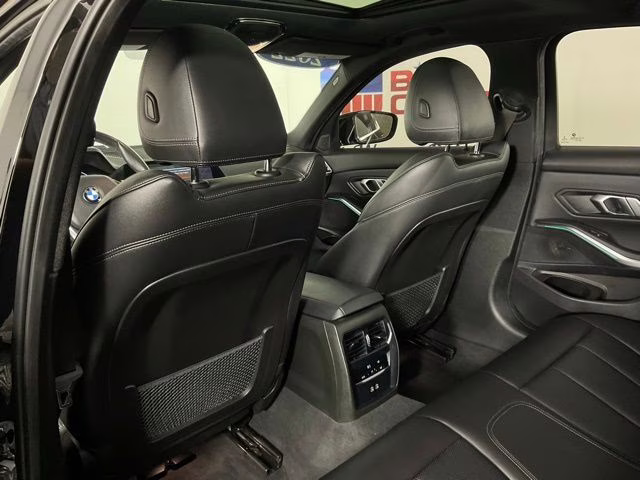 2022 Jet Black BMW 3 Series 330i RWD Sedan
