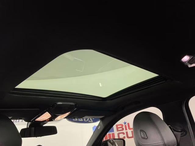 2022 Jet Black BMW 3 Series 330i RWD Sedan