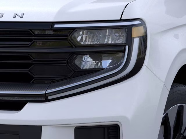 2026 Star White Metallic Tri-Coat Ford Expedition Max Platinum 4X4 SUV