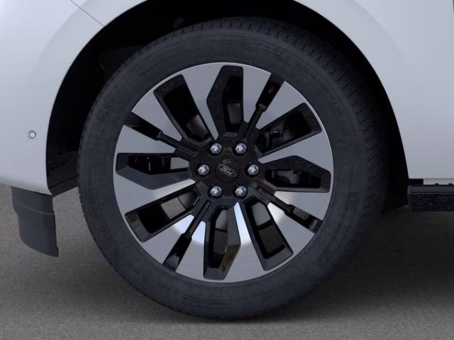 2026 Star White Metallic Tri-Coat Ford Expedition Max Platinum 4X4 SUV