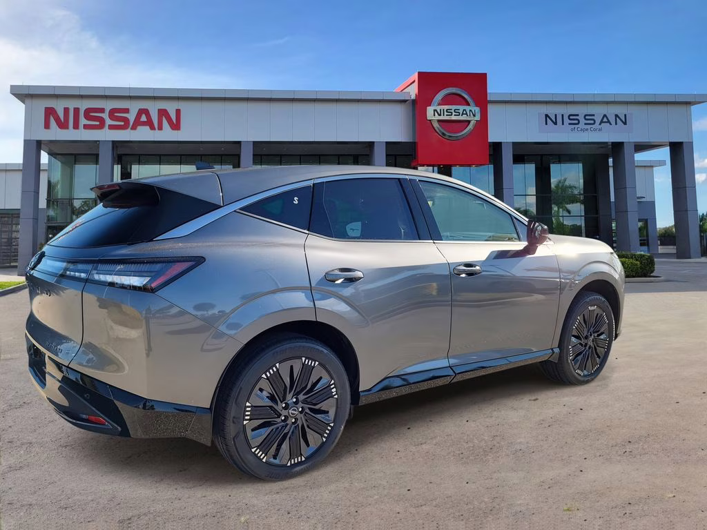 2026 Gun Metallic Nissan Murano Platinum AWD SUV