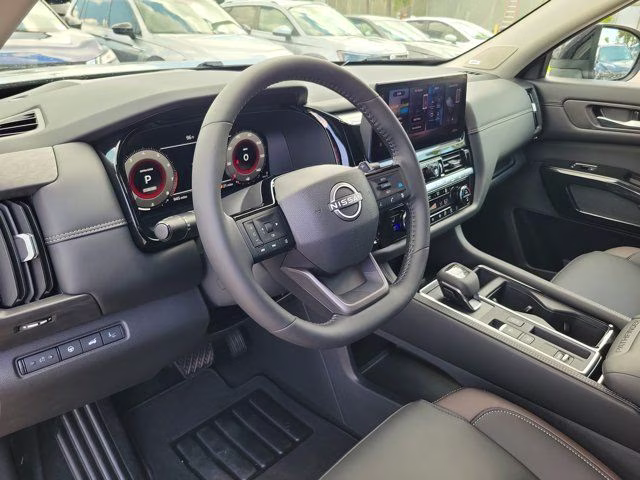 2026 Boulder Gray Pearl Nissan Pathfinder Platinum FWD SUV