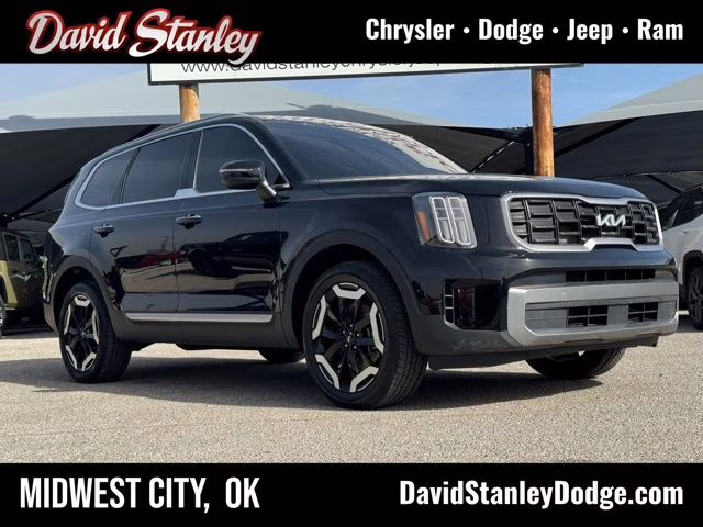 2025 Ebony Black Kia Telluride S FWD SUV