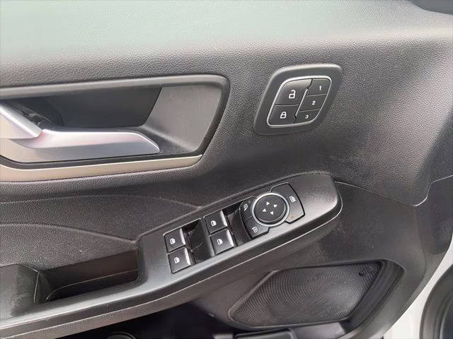 2022 Oxford White Ford Escape Plug-In Hybrid SEL FWD SUV