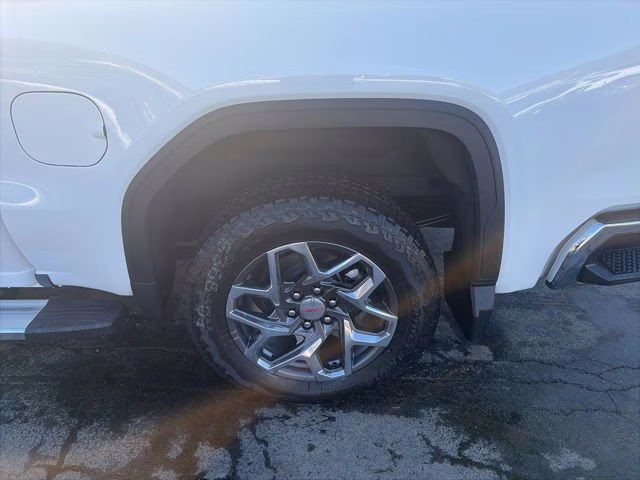 2026 Summit White GMC Sierra 1500 SLT 4X4 Truck