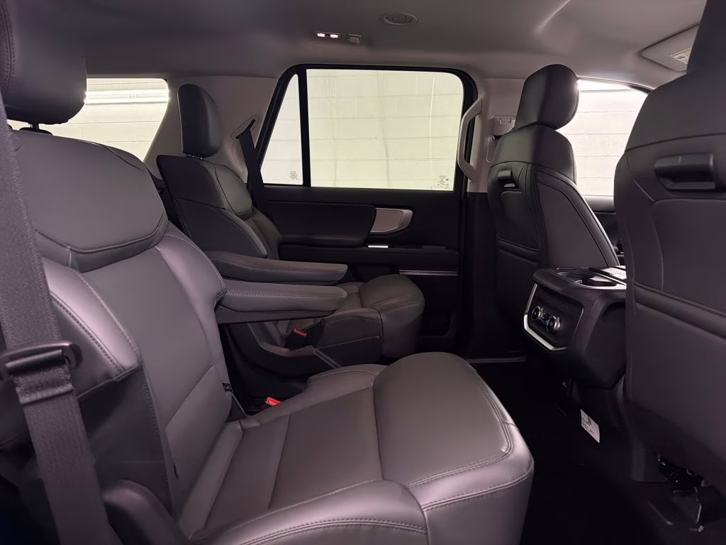 2026 SPACE SILVER Ford Expedition Active RWD SUV