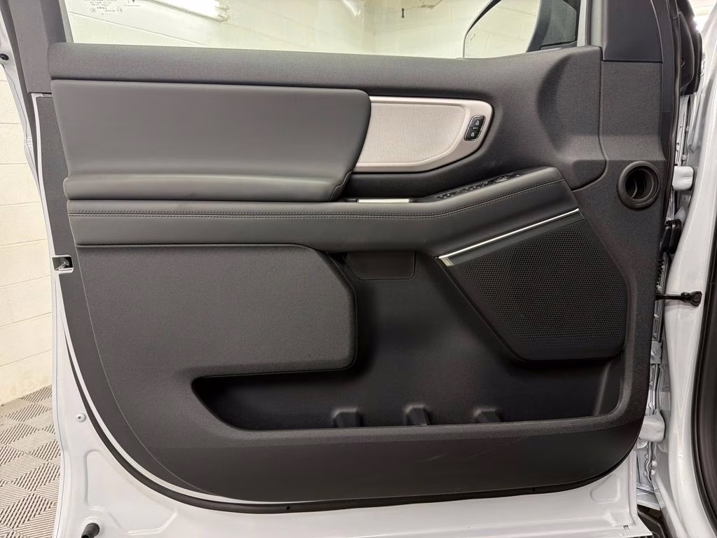 2026 SPACE SILVER Ford Expedition Active RWD SUV