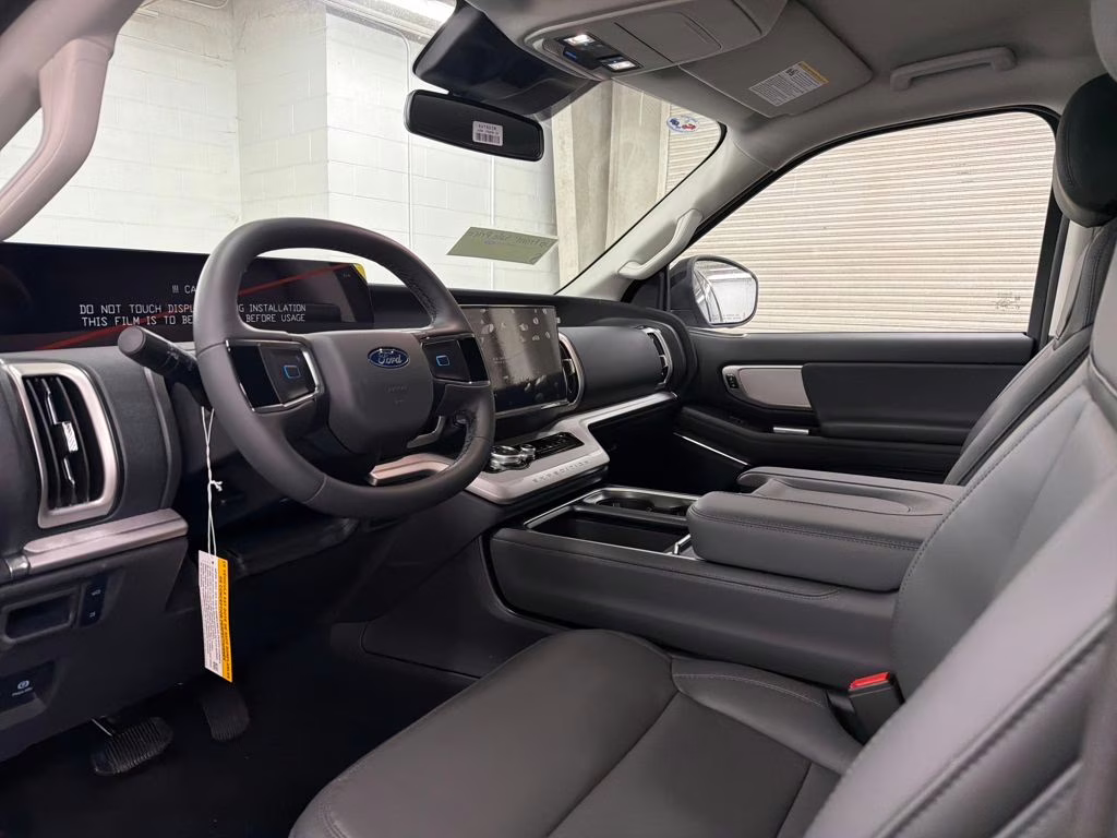 2026 SPACE SILVER Ford Expedition Active RWD SUV