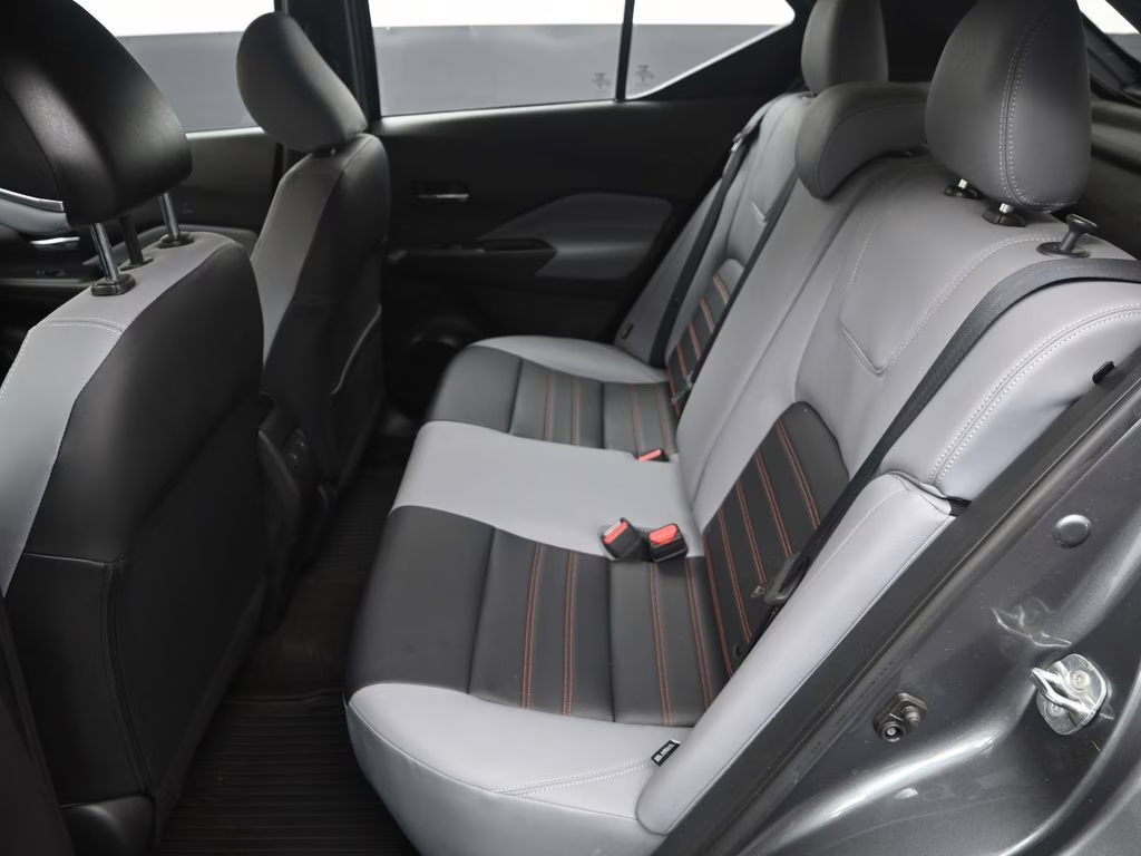 2023 Gun Metallic Nissan Kicks SR FWD SUV