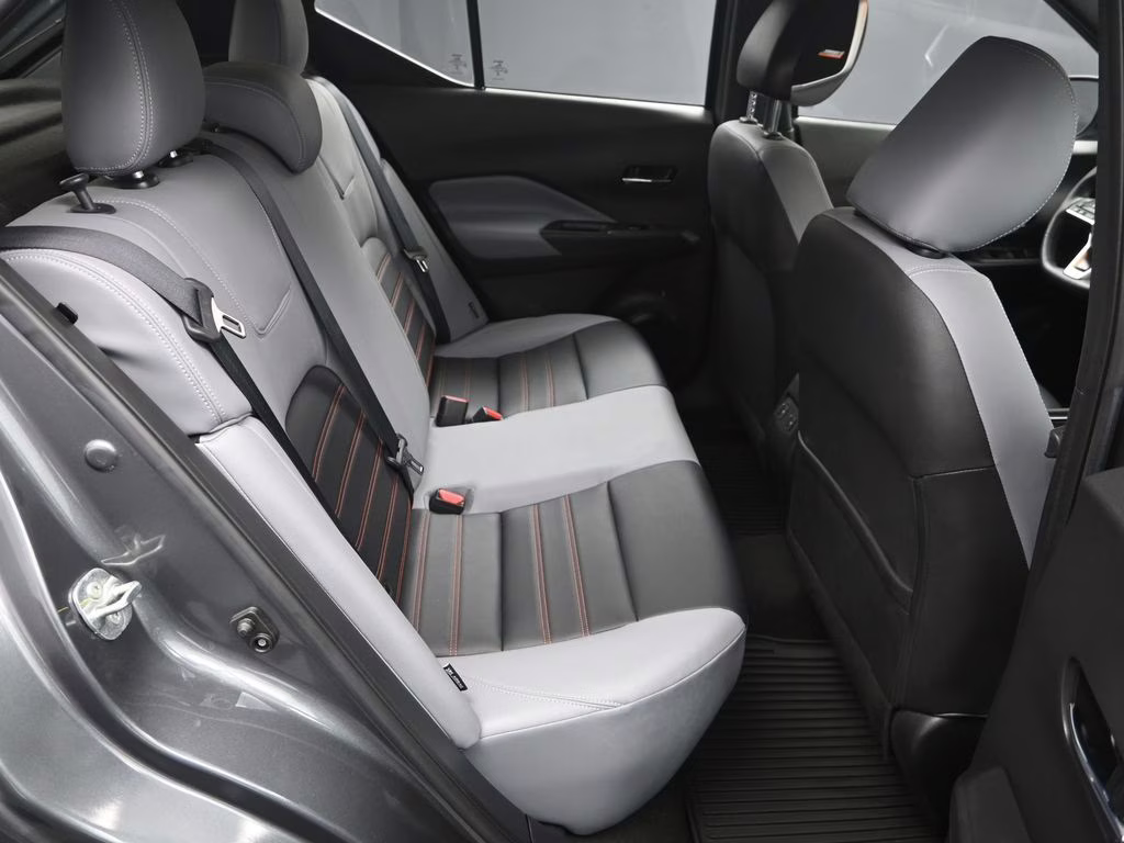 2023 Gun Metallic Nissan Kicks SR FWD SUV