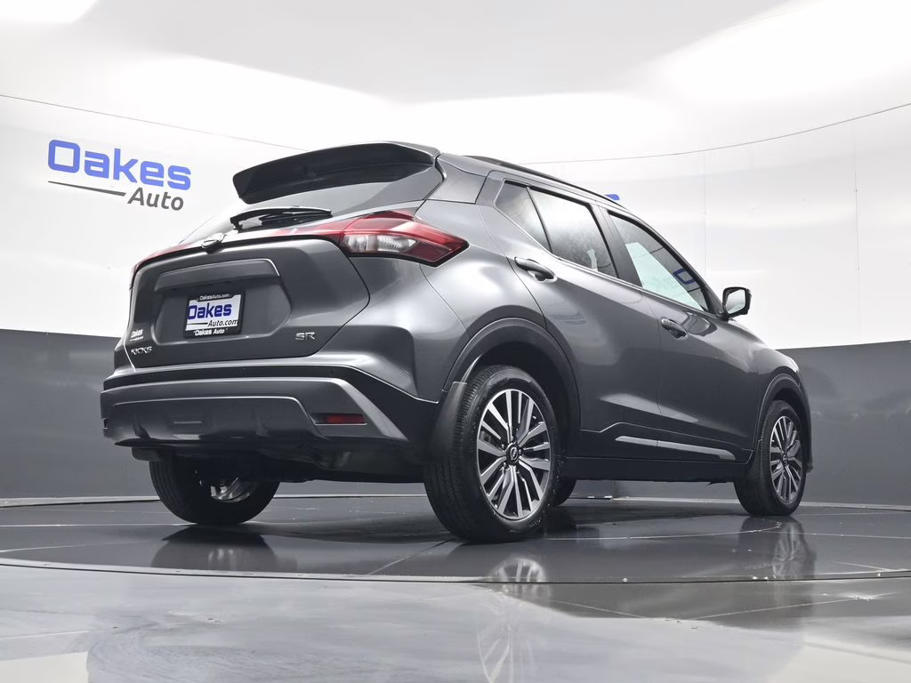 2023 Gun Metallic Nissan Kicks SR FWD SUV