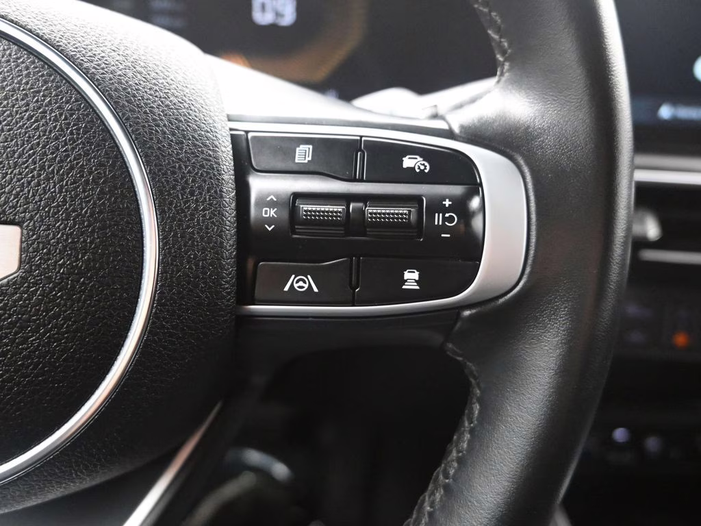 2025 Yacht Blue Kia K5 GT FWD Sedan