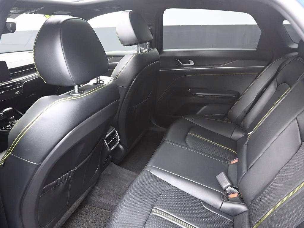 2025 Yacht Blue Kia K5 GT FWD Sedan
