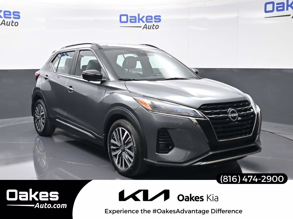 2023 Gun Metallic Nissan Kicks SR FWD SUV