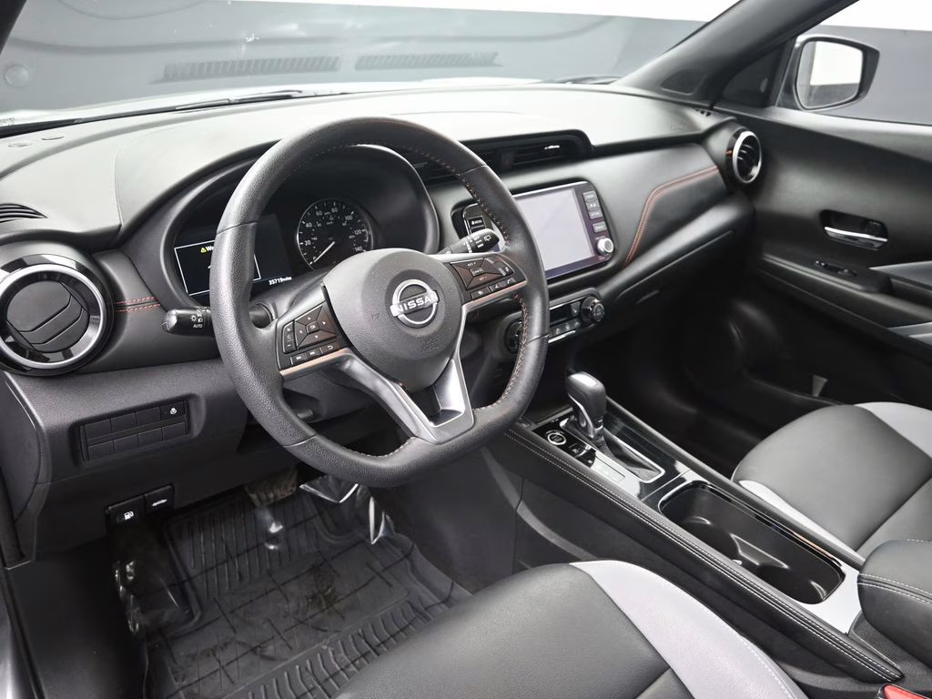 2023 Gun Metallic Nissan Kicks SR FWD SUV