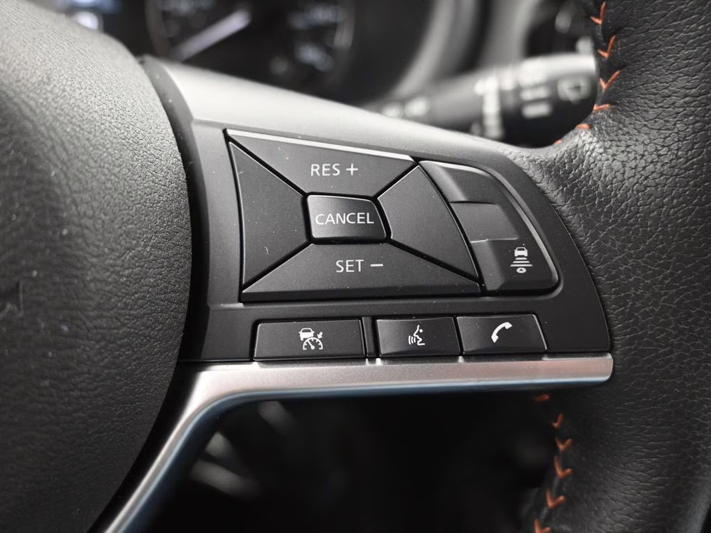 2023 Gun Metallic Nissan Kicks SR FWD SUV