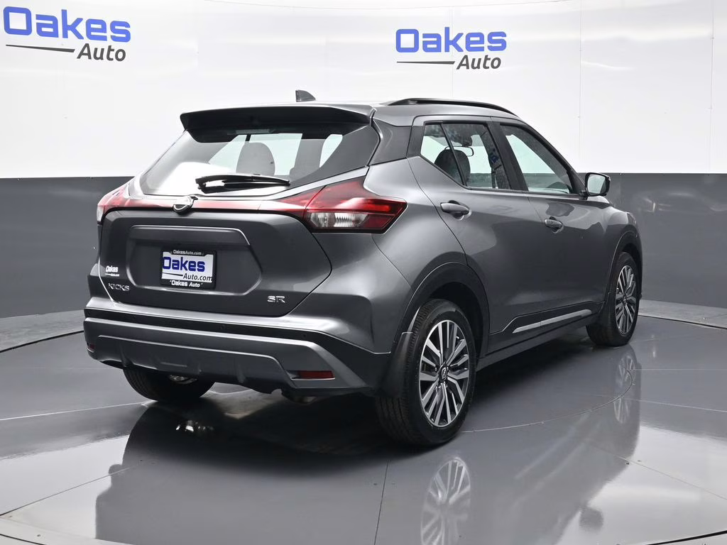 2023 Gun Metallic Nissan Kicks SR FWD SUV
