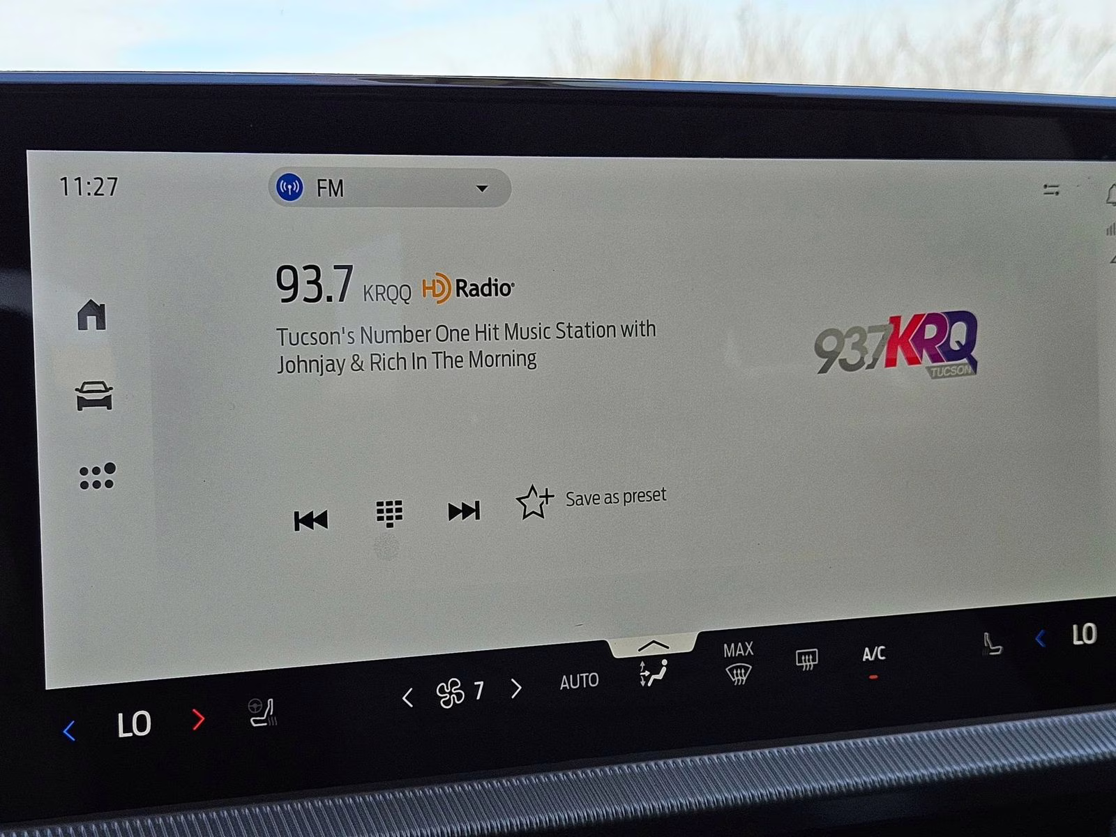 2026 White Metallic Ford Explorer Active 4X4 SUV