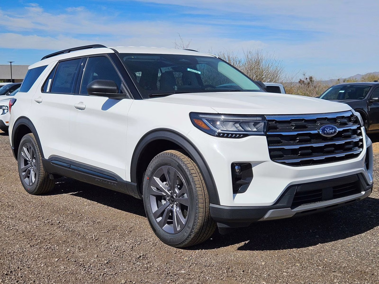 2026 White Metallic Ford Explorer Active 4X4 SUV