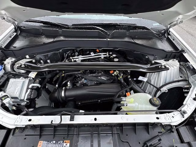 2026 White Ford Explorer ST-Line RWD SUV