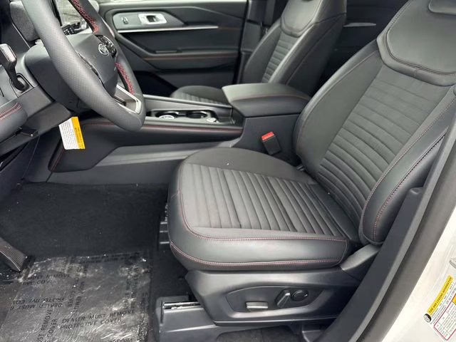 2026 White Ford Explorer ST-Line RWD SUV