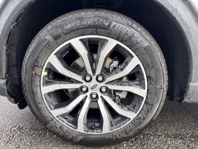 2026 White Ford Explorer ST-Line RWD SUV