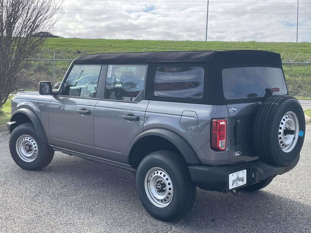 2026 Carbonized Gray Metallic Ford Bronco Base 4X4 SUV