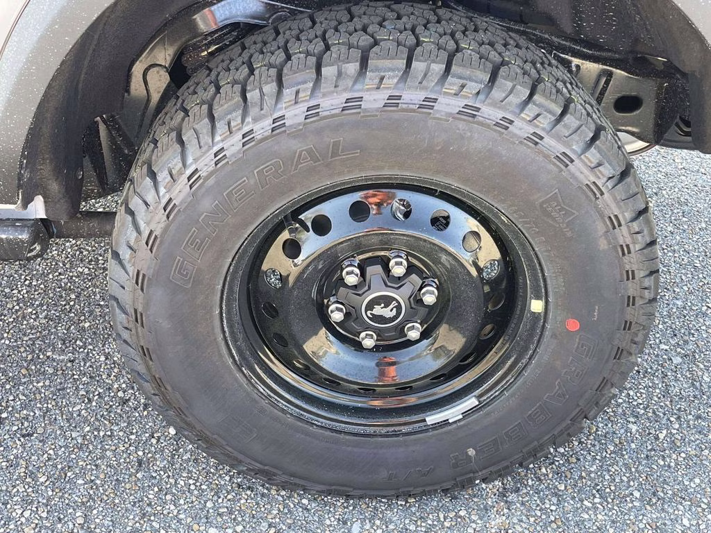 2026 Avalanche Gray Ford Bronco Big Bend 4X4 SUV