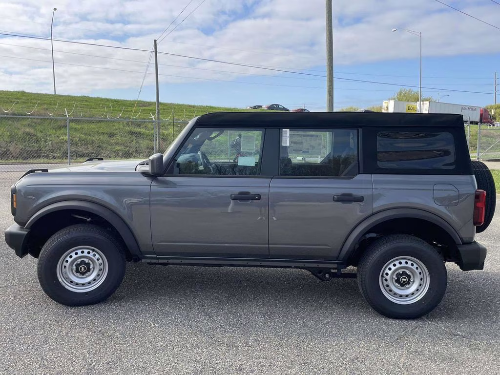 2026 Carbonized Gray Metallic Ford Bronco Base 4X4 SUV