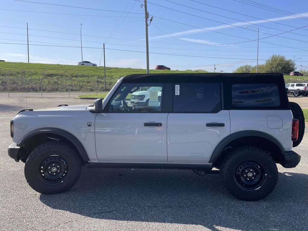2026 Avalanche Gray Ford Bronco Big Bend 4X4 SUV