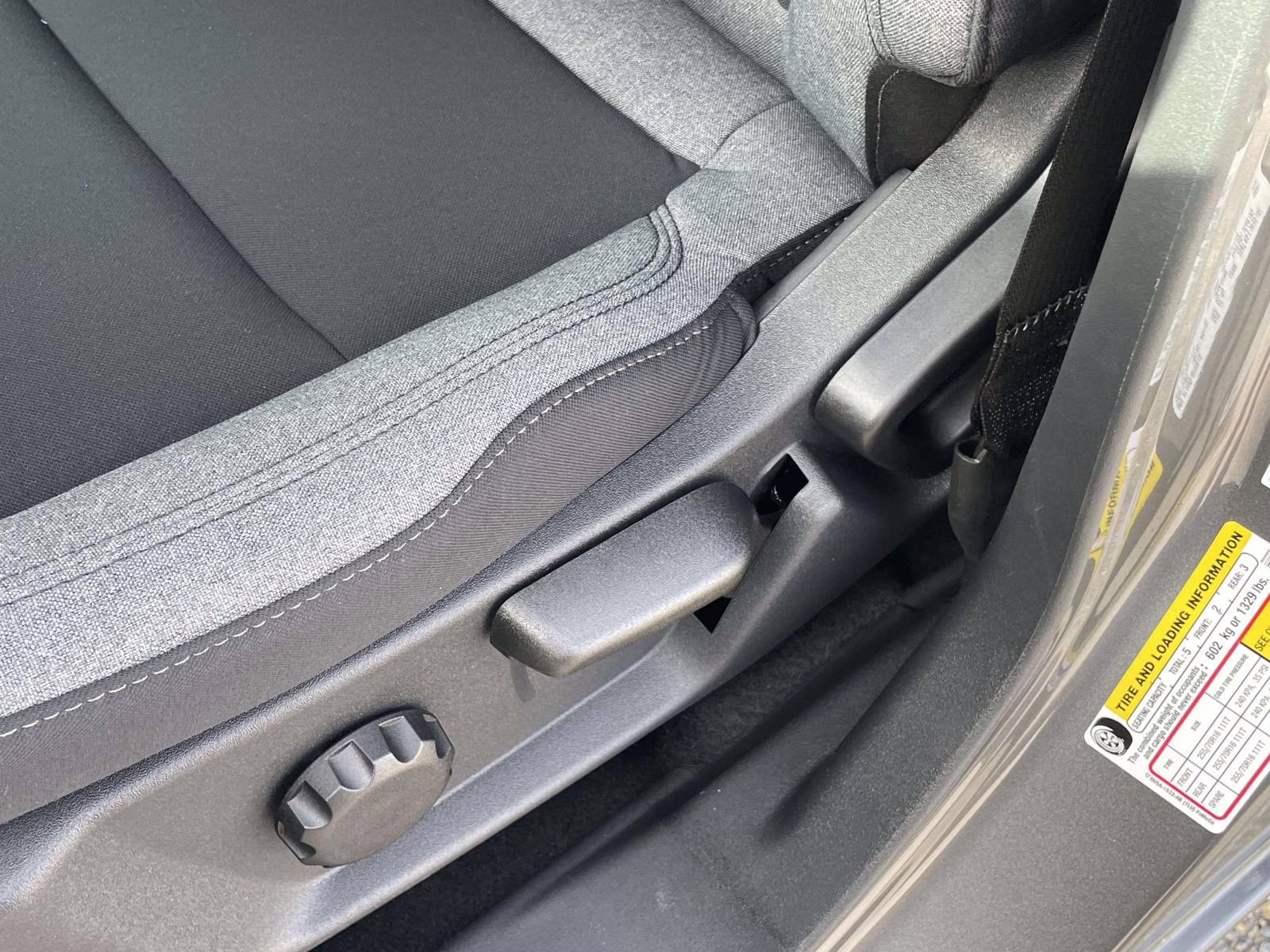 2026 Carbonized Gray Metallic Ford Bronco Base 4X4 SUV