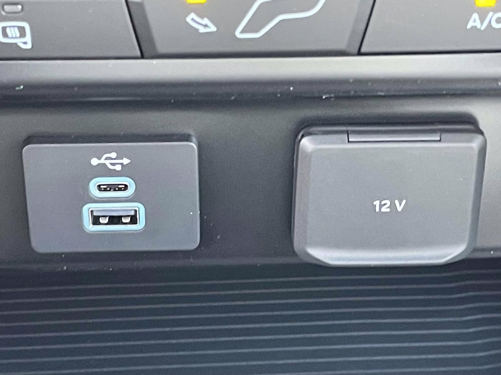 2026 Oxford White Ford Super Duty F-350 DRW XL 4X4 Truck