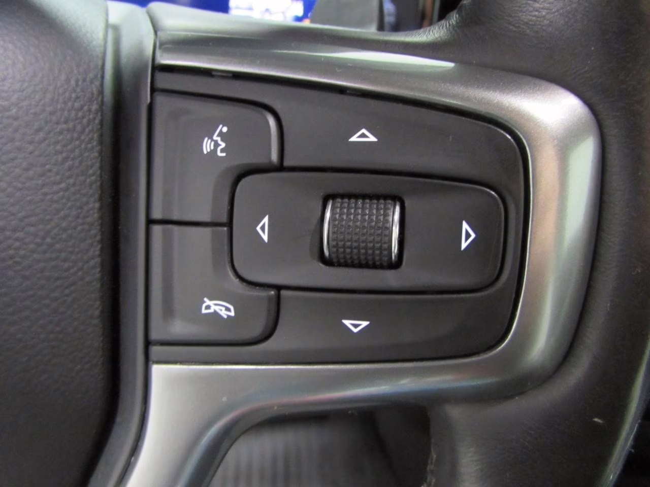 2023 Summit White Chevrolet Silverado 1500 RST 4X4 Truck