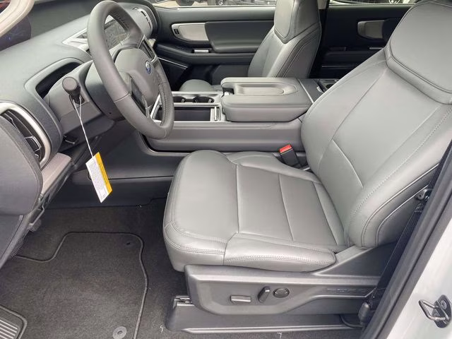 2026 Silver Metallic Ford Expedition Max Active RWD SUV