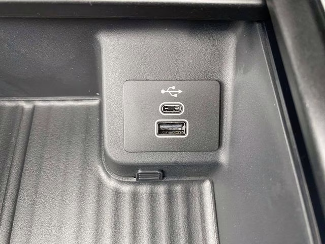 2026 Silver Metallic Ford Expedition Max Active RWD SUV