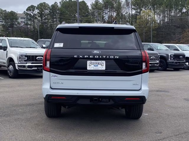 2026 Silver Metallic Ford Expedition Max Active RWD SUV