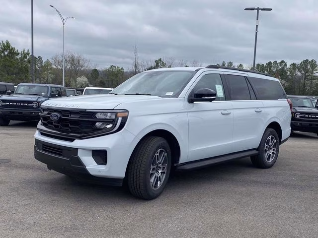 2026 Silver Metallic Ford Expedition Max Active RWD SUV