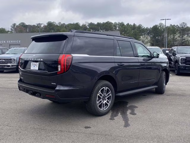 2026 Gray Metallic Ford Expedition Max Active RWD SUV