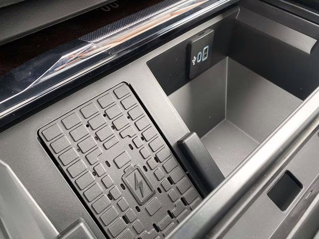 2026 Black Ford Super Duty F-250 SRW King Ranch 4X4 Truck