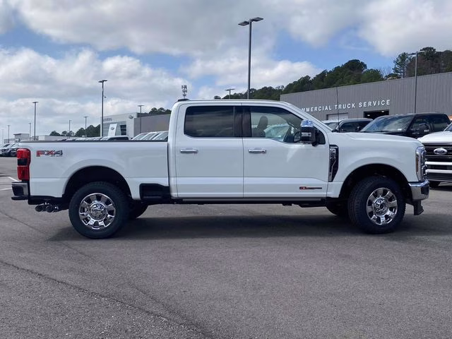 2026 White Ford Super Duty F-250 SRW King Ranch 4X4 Truck
