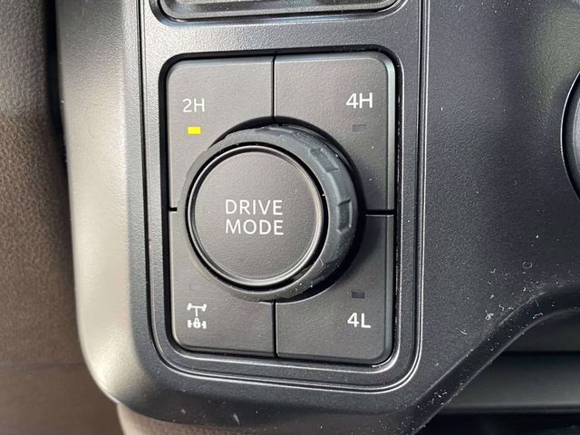 2026 White Ford Super Duty F-250 SRW King Ranch 4X4 Truck