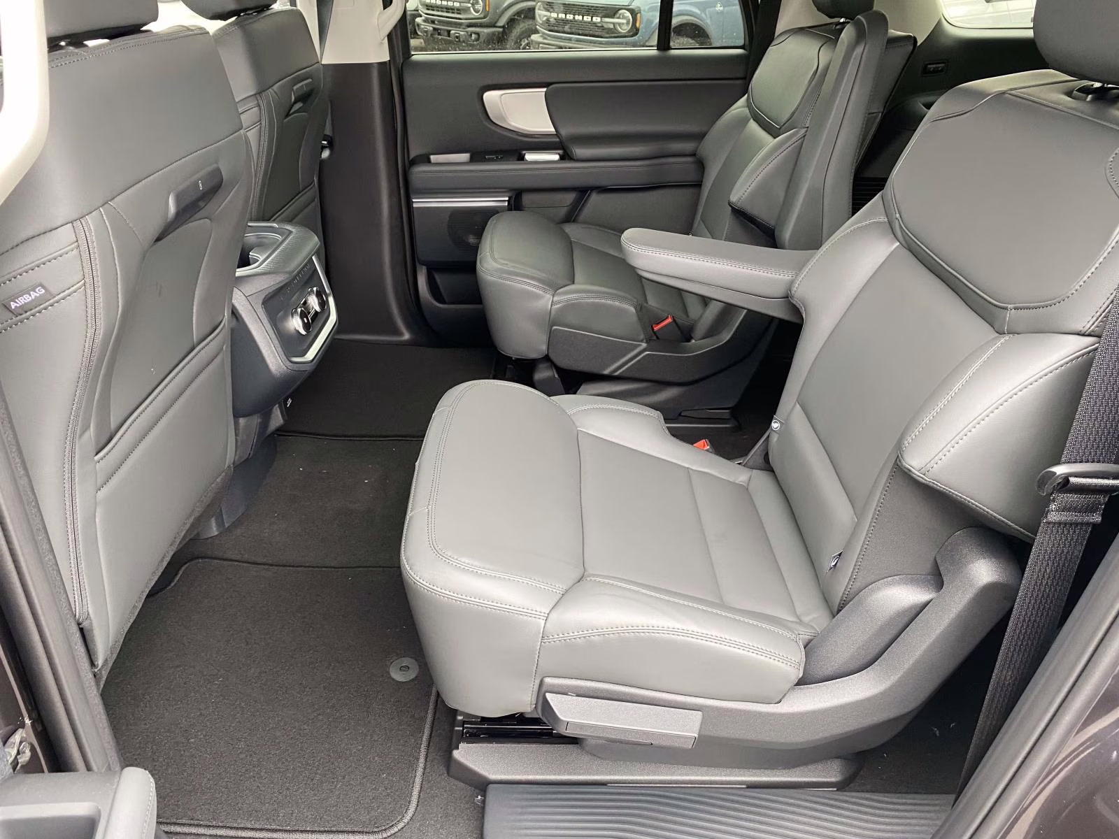 2026 Gray Metallic Ford Expedition Max Active RWD SUV