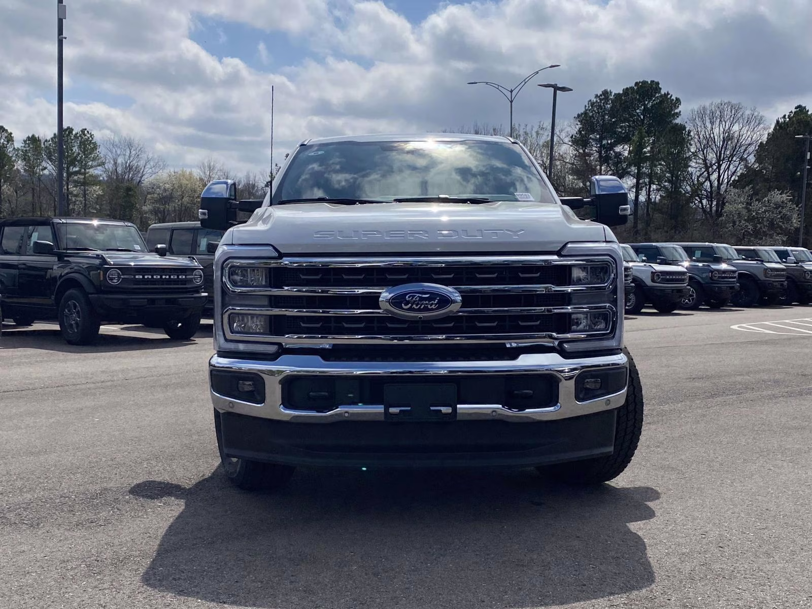 2026 White Ford Super Duty F-250 SRW King Ranch 4X4 Truck