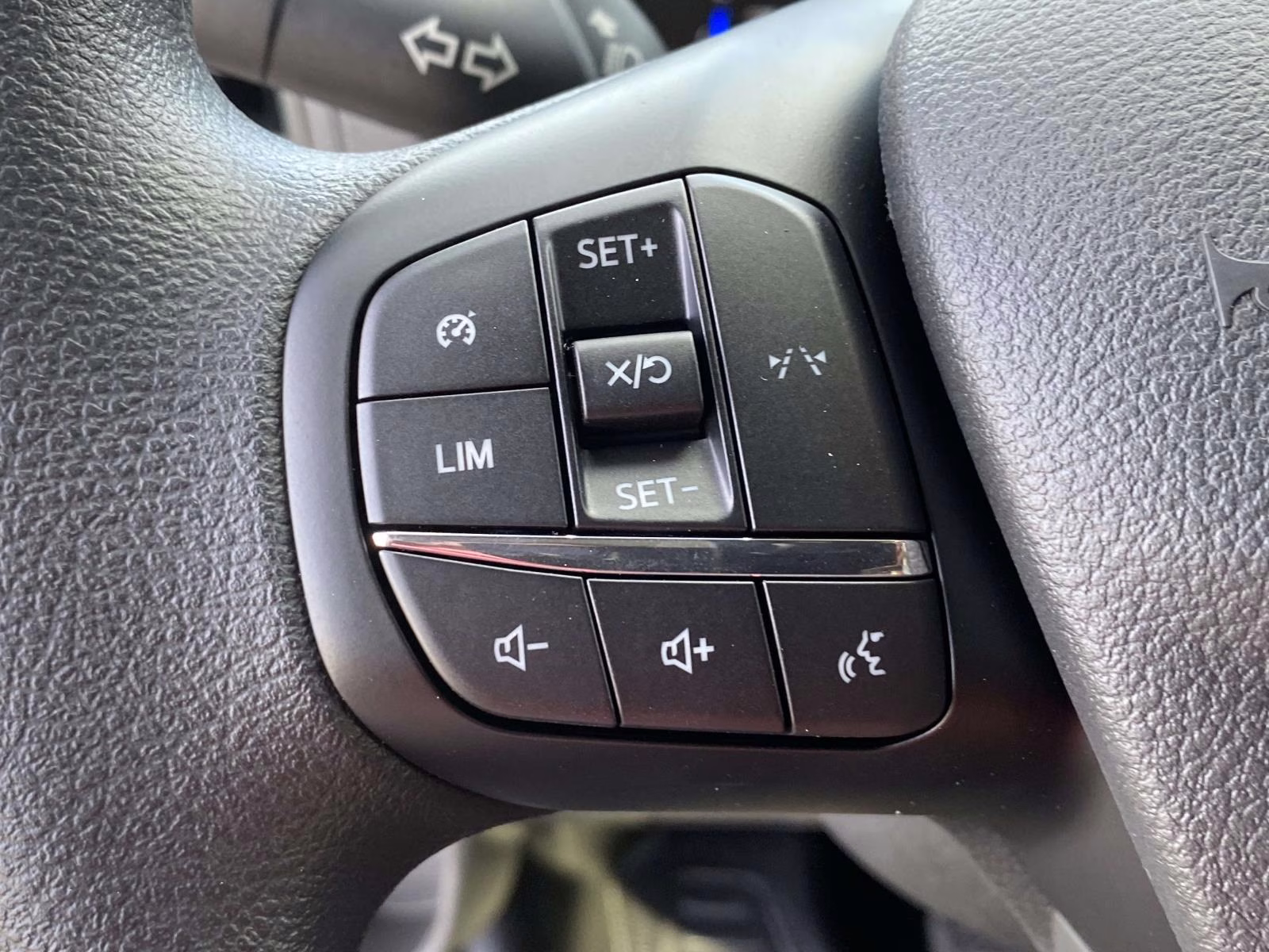 2026 Oxford White Ford Transit-350 XL RWD Crossover