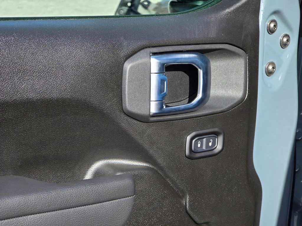 2026 Anvil Clear Coat Jeep Wrangler Sport 4X4 SUV