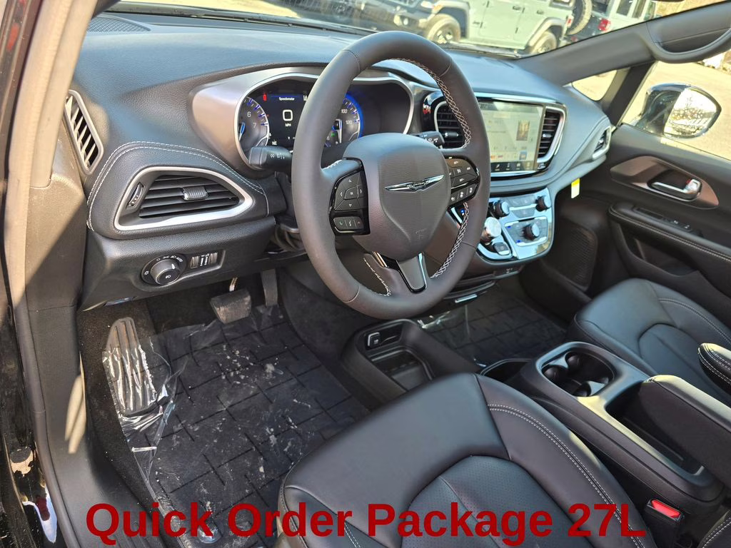2026 Diamond Black Crystal Pearlcoat Chrysler Pacifica Select FWD Van