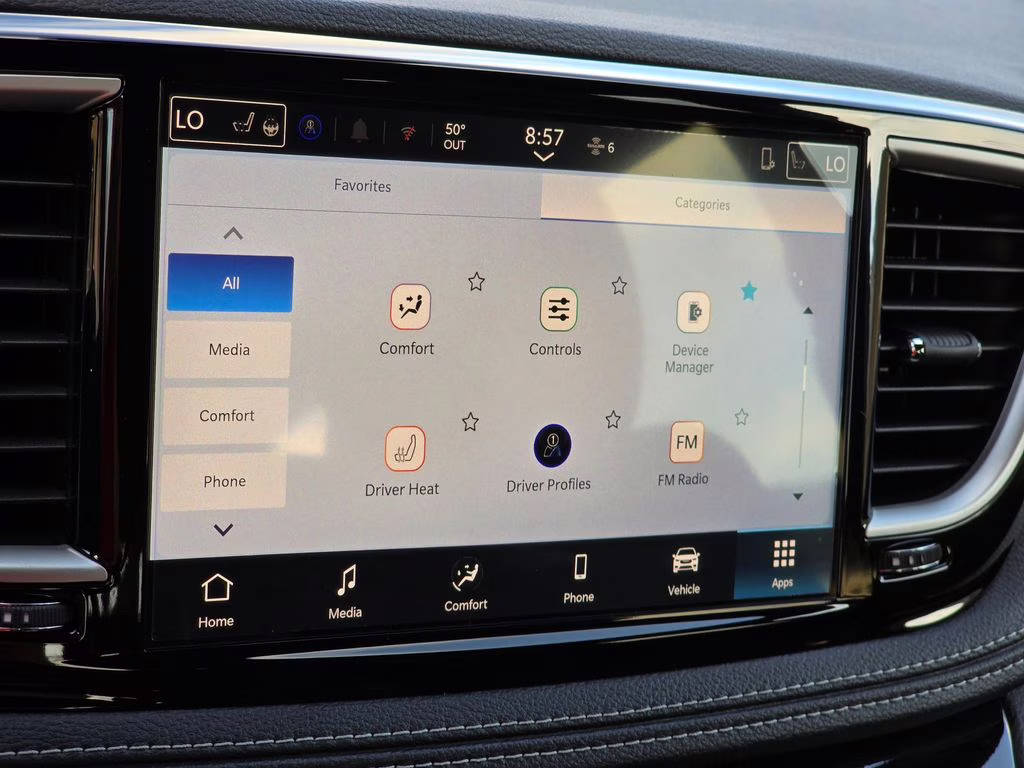 2026 Diamond Black Crystal Pearlcoat Chrysler Pacifica Select FWD Van