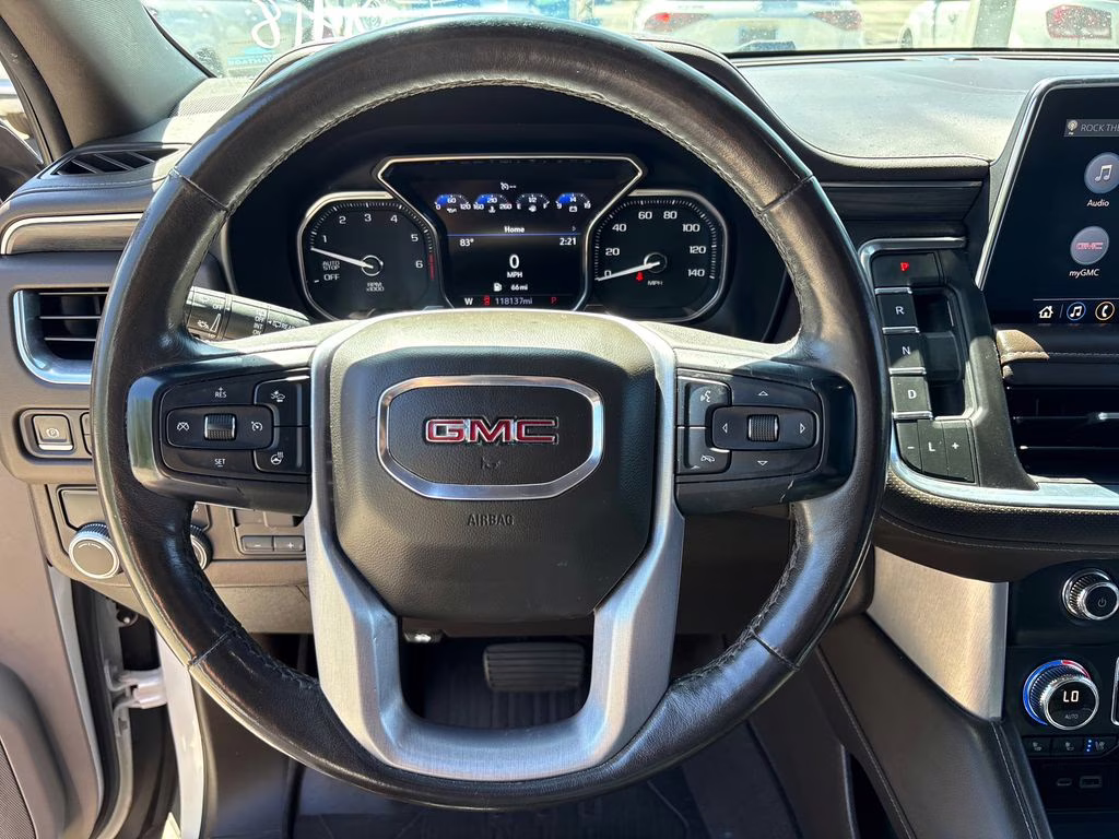 2021 White Frost Tricoat GMC Yukon XL SLT RWD SUV